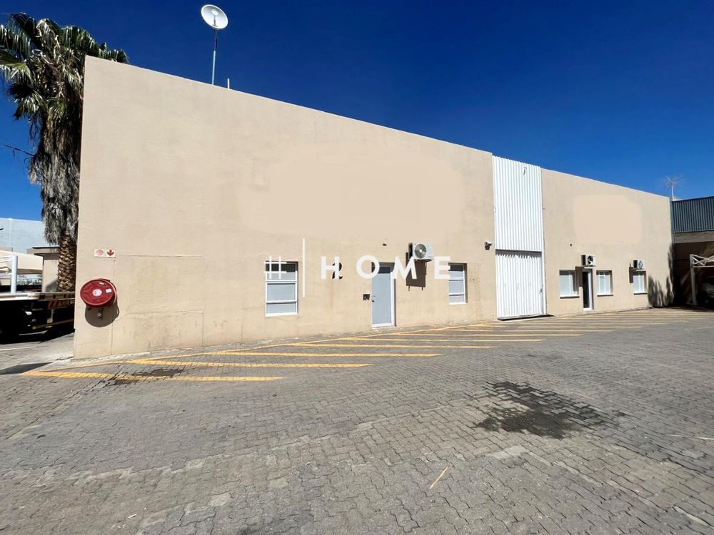 Offices and double volume warehouse
