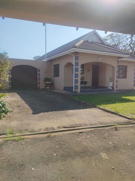 Property #2196433, House pending sale in Gingindlovu Central