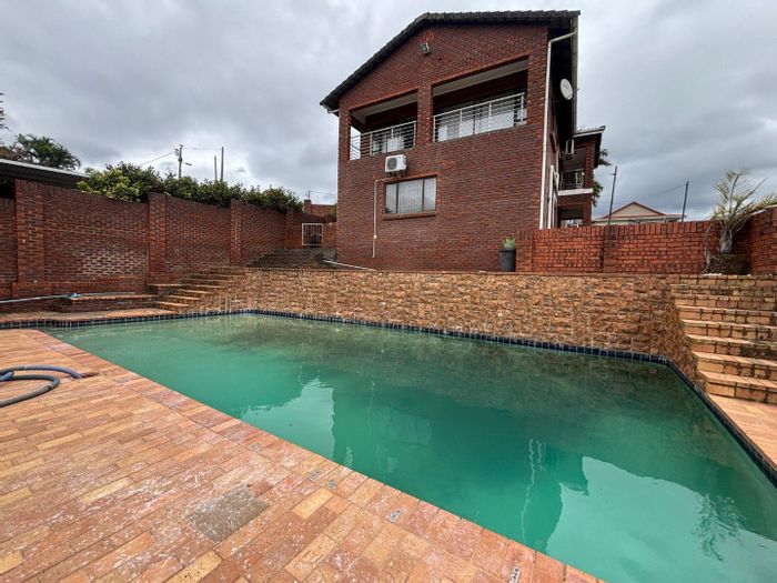 For Sale: House in Malvern with 4 bedrooms, pool, and double garage.