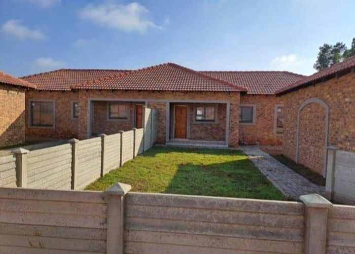 Property #2249378, Townhouse rental monthly in Riversdale