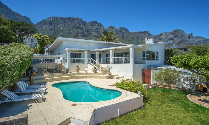Property #2006000, House pending sale in Camps Bay