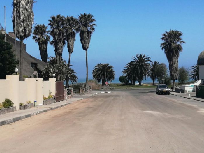 For Sale: House in Swakopmund Ext 9 with beach proximity, multiple living units.