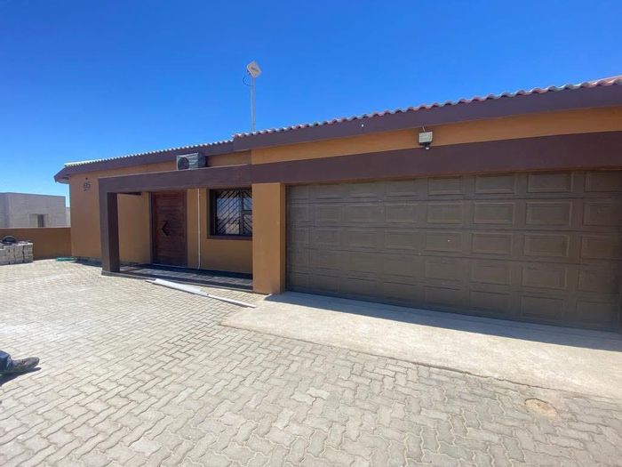Property #2383347, House For Sale in Matatura