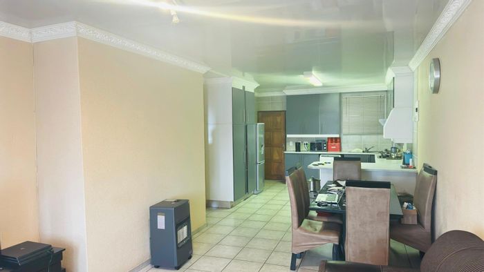 For Sale: 2-Bedroom Apartment in Alberton Central with 24-hour security and parking.
