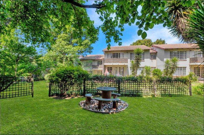 Northcliff Apartment For Sale: 2 bedrooms, lockup garage, gardens, braai area.
