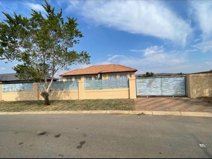 Property #2173656, House for sale in Elandspoort