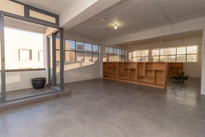 Property #2093298, Office for sale in Cape Town City Centre