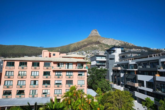Property #1418226, Apartment pending sale in Sea Point