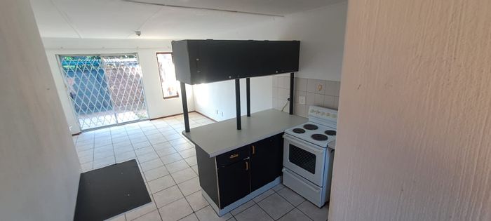 Property #2246158, Apartment rental monthly in Veld En Vlei