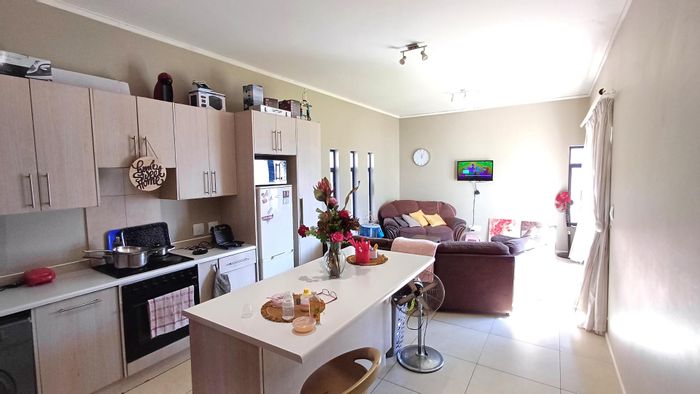 Townhouse for Sale in Nahoon Valley Park: 2 Bedrooms, Semi-Private Garden, Secure Estate.