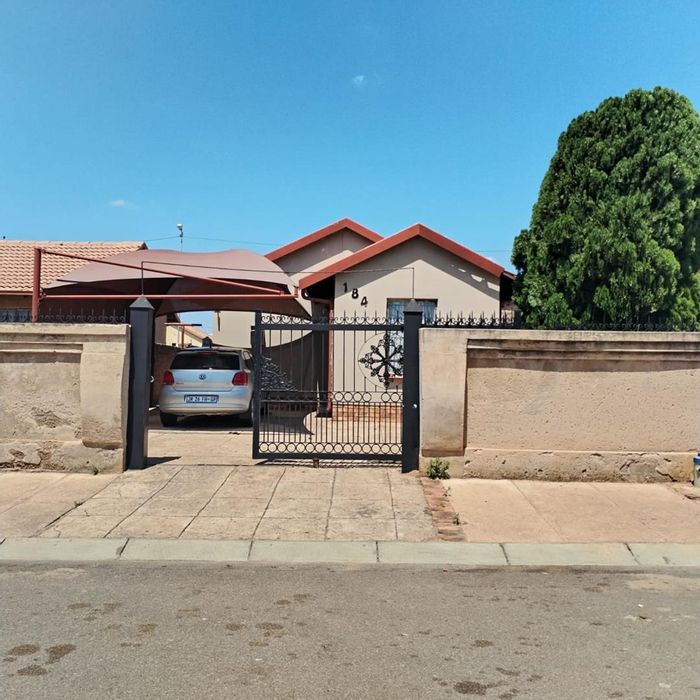 Property #2207292, House for sale in Soshanguve Ext