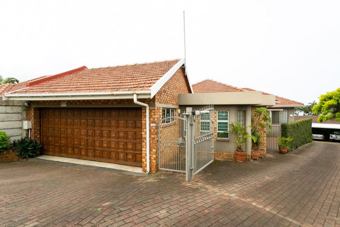 Property #2202318, House for sale in Durban North