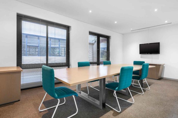 Office space to rent in Cape Town City Centre with flexible terms and amenities.