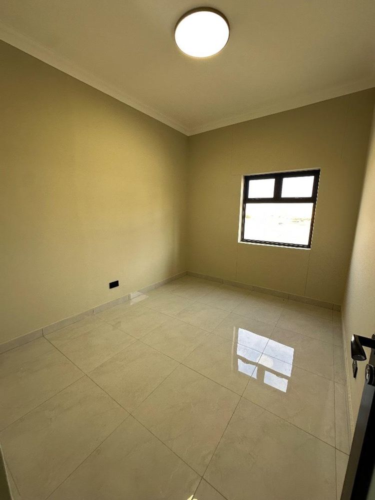 Room designed for multipurpose use - office, gym or bedroom