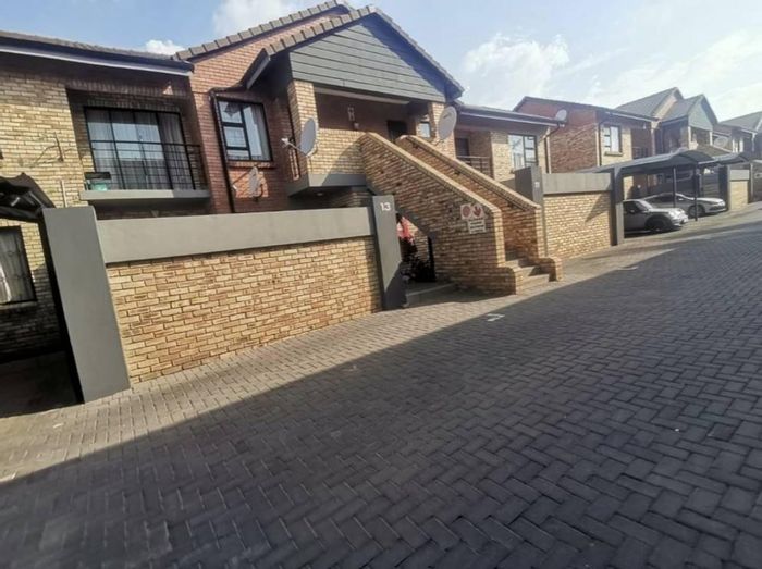 For Sale: Townhouse in Meyersdal with 2 bedrooms, carport, and automated access.