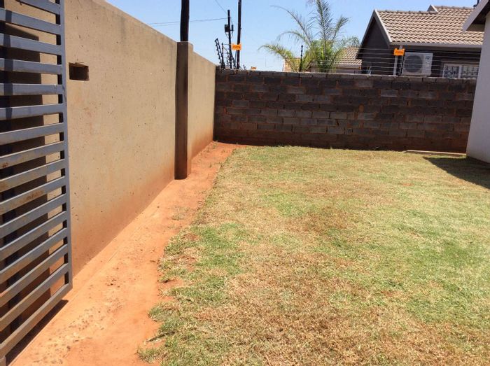 Property #2215998, House rental monthly in Protea Glen Ext 4