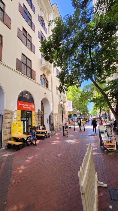 Office spaces to rent in Cape Town City Centre, heritage building with various sizes.