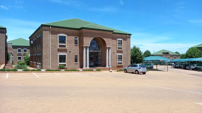 Property #2266102, Office rental monthly in Highveld