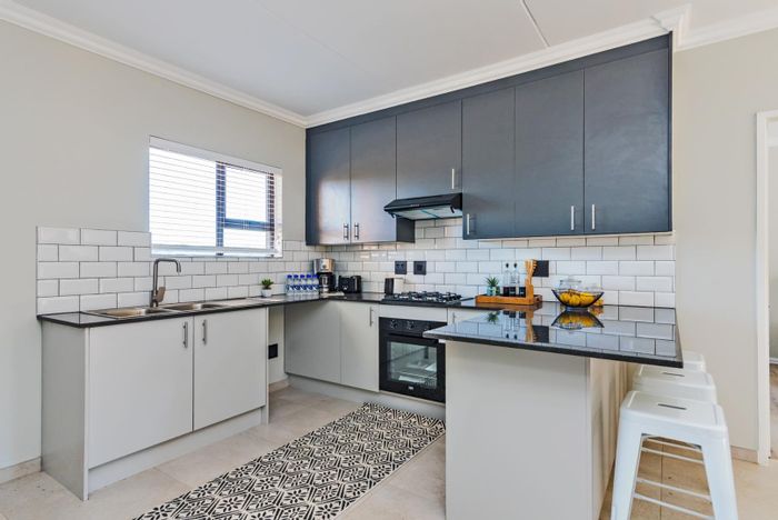 Laser Park Apartment for Sale: Secure Living with Top Amenities, No Transfer/Bond Costs