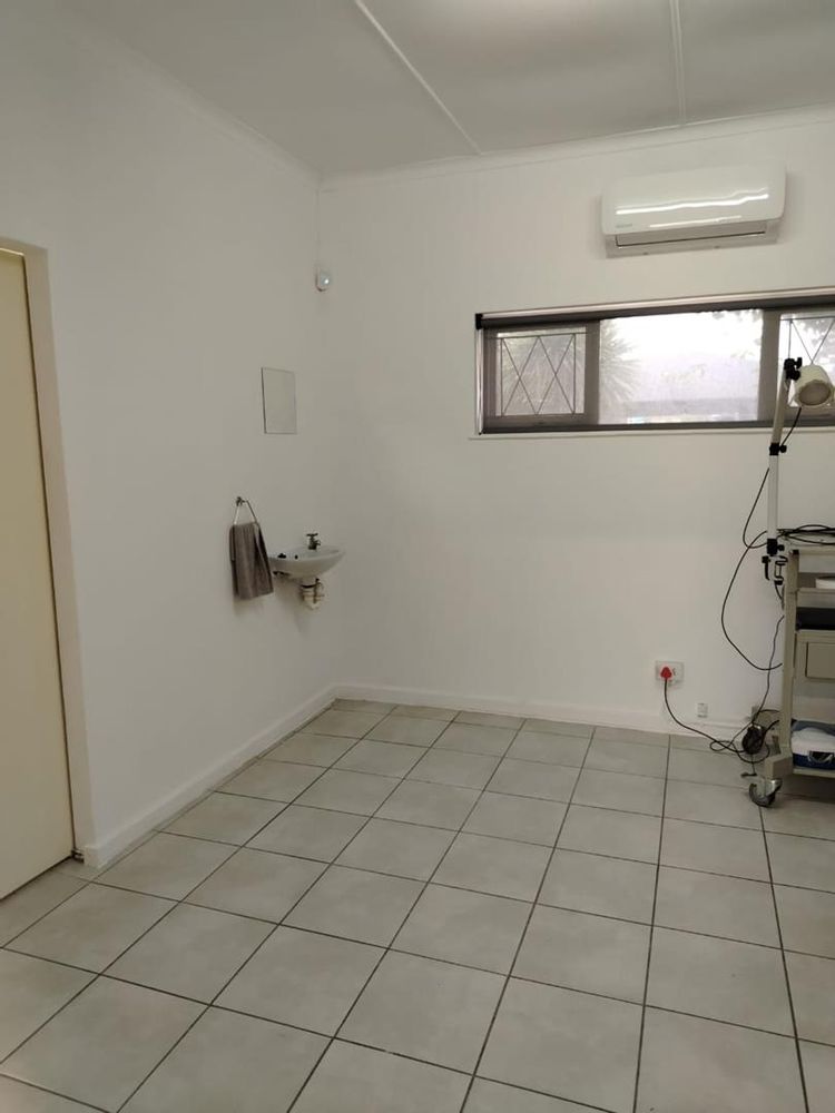 2nd consulting room/ office