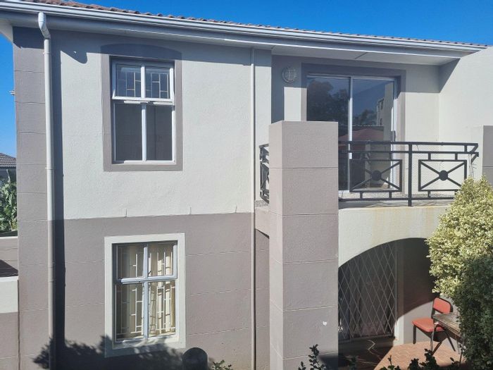 Property #2189373, Apartment for sale in Vredekloof East