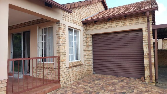 Property #2098862, Townhouse rental monthly in Sasolburg
