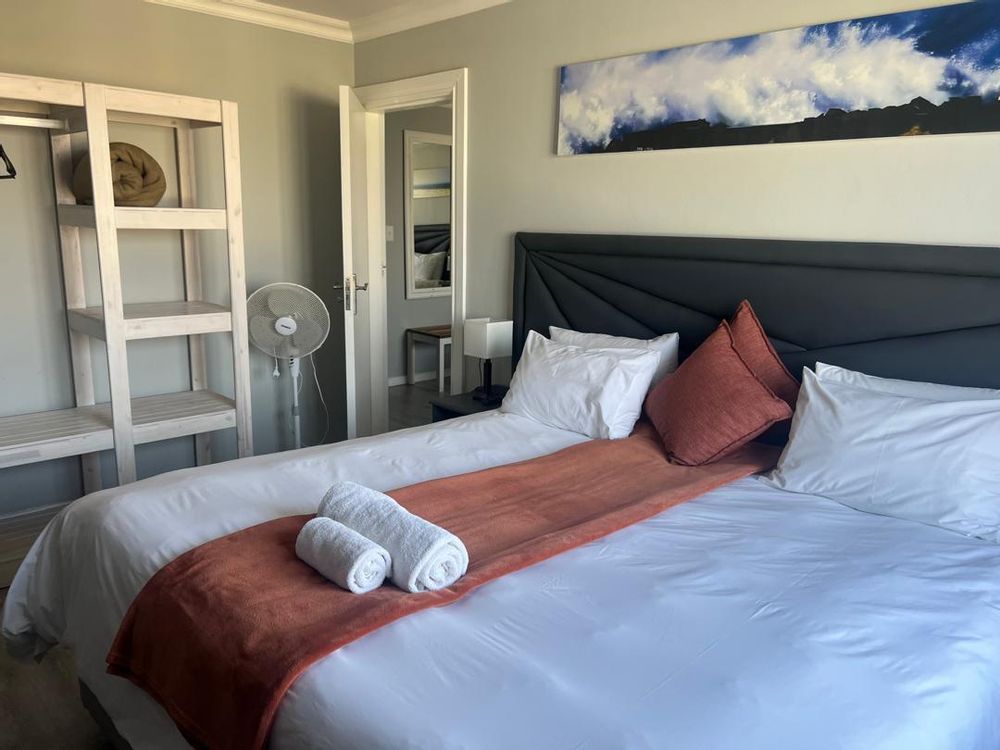 Standard double bedroom