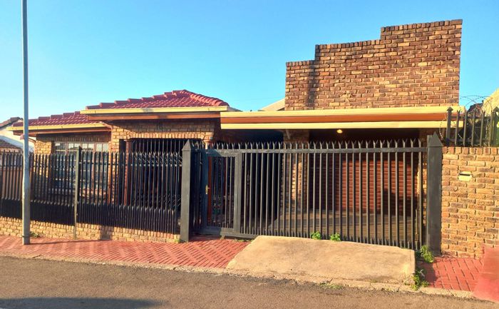 Property #2134944, House for sale in Atteridgeville