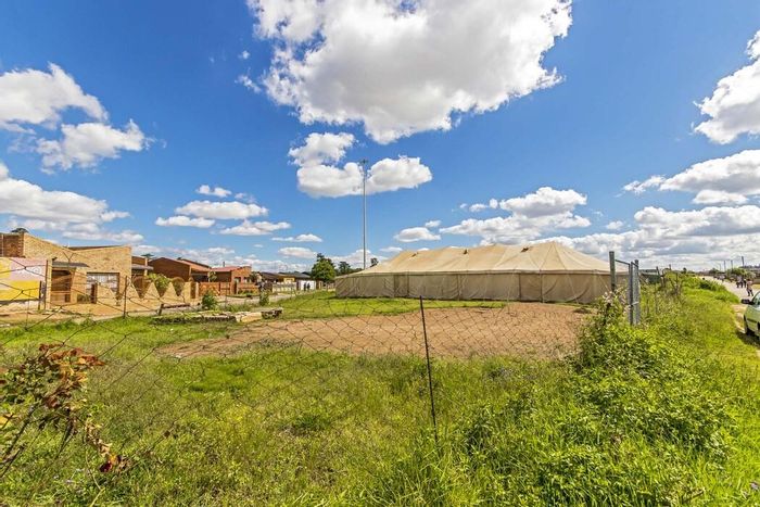 Property #2004369, Vacant Land Residential sold in Daveyton