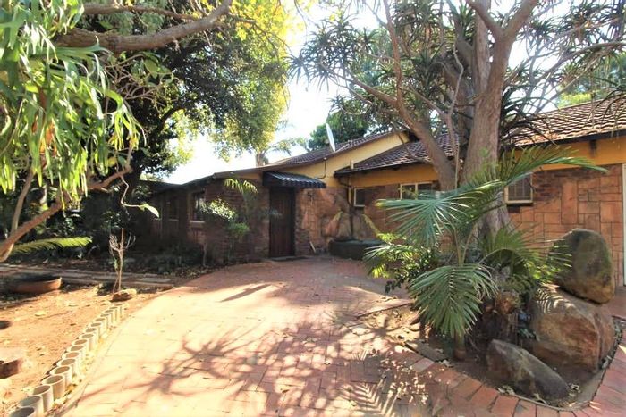Property #2229770, House rental monthly in Pretoria North