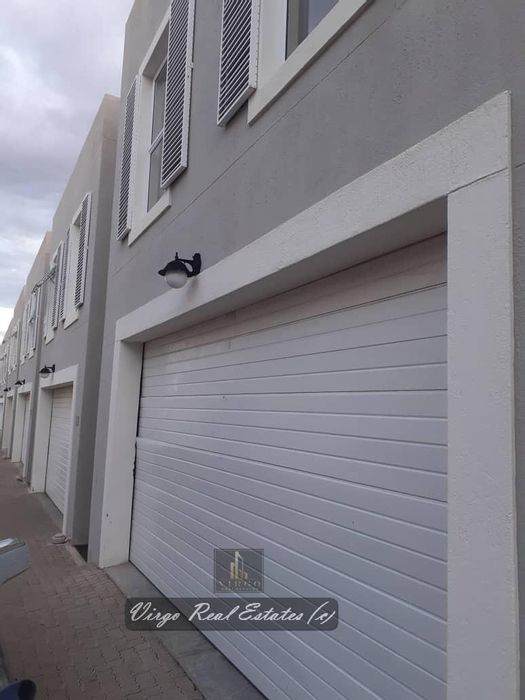 For Sale: 3-bedroom townhouse in Avis with double garage and 24-hour security.