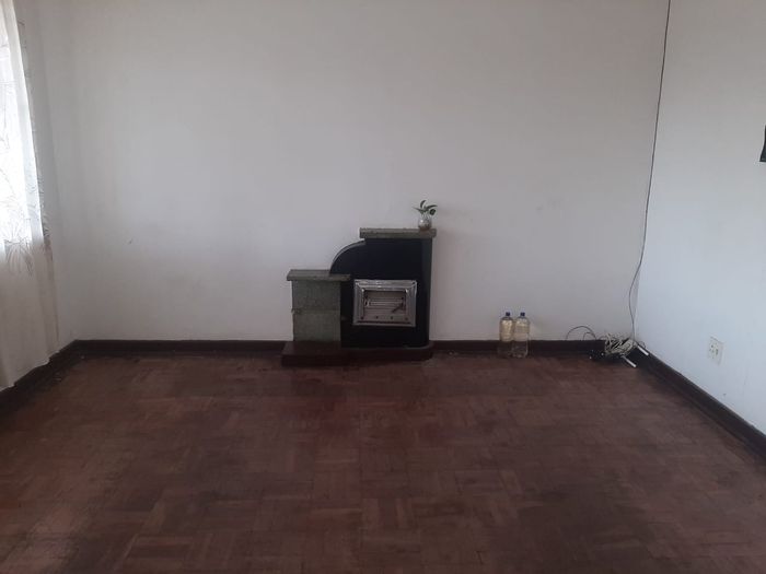 For Sale: 2-Bedroom Apartment in Rosettenville with private balcony and secure parking.