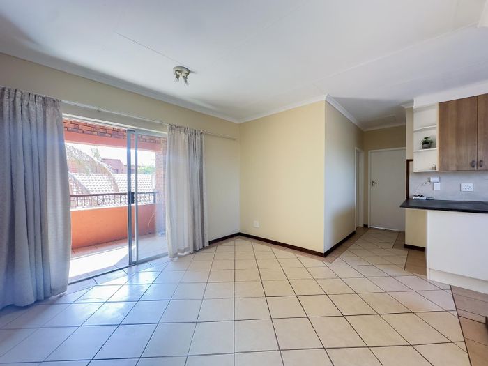 Property #2388994, Townhouse For Sale in Mooikloof Ridge