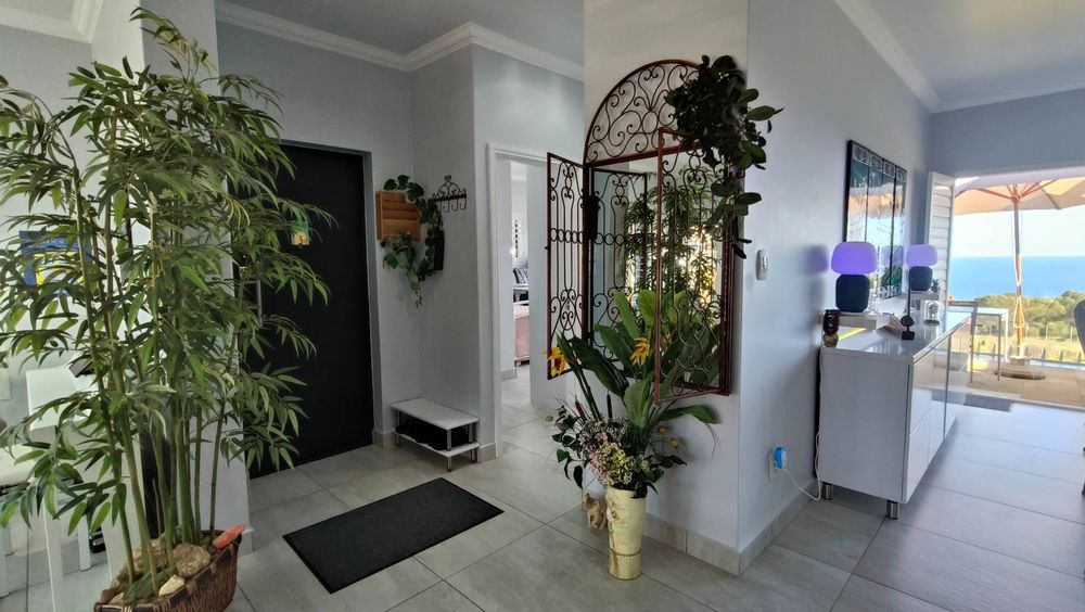 Entrance into living area