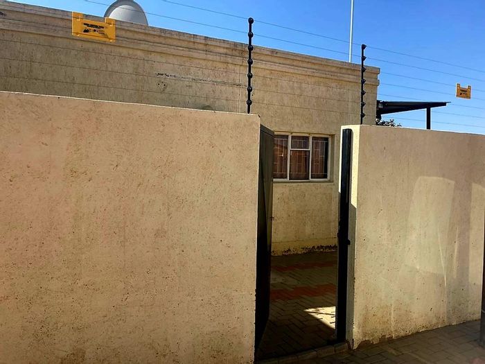Property #2159828, House for sale in Katutura