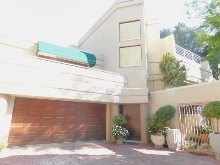 Property #2203752, Cluster rental monthly in Bryanston