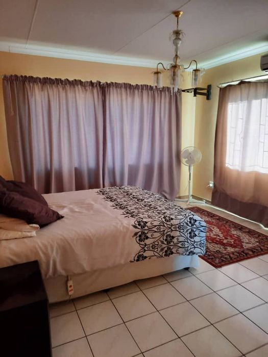 Property #2406793, Townhouse For Sale in Olympia