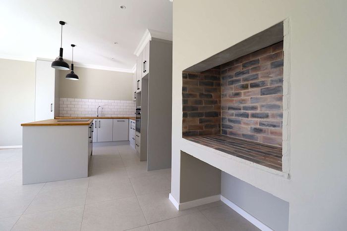 Property #2473356, Townhouse For Sale in Ocean View