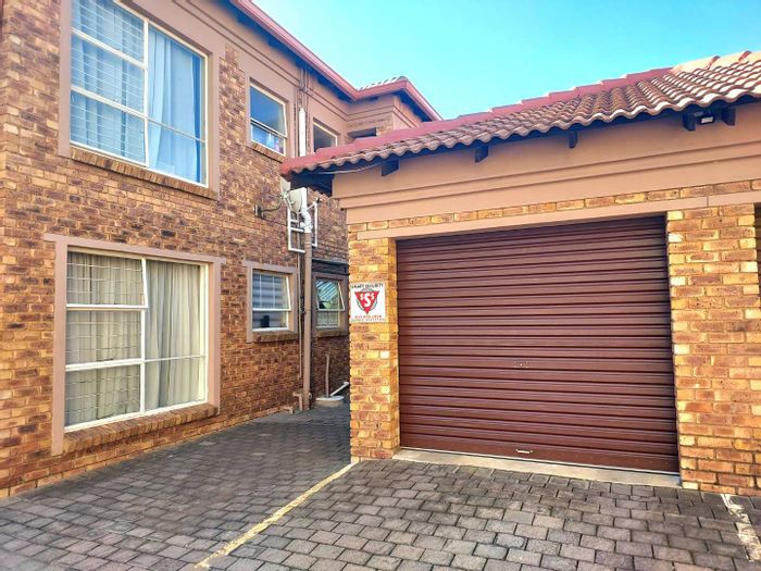 Property #2153344, Apartment for sale in Kempton Park