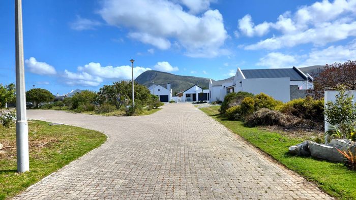 Vacant land for sale in Franskraal, steps from the beach and community amenities.