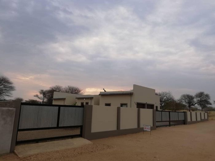 For Sale: House in Okahandja Central with 3 bedrooms, braai area, and security.