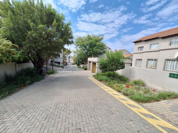 Property #2258611, Apartment rental monthly in Randburg Central