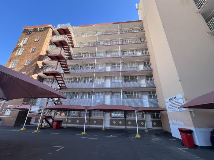 Property #2210757, Apartment for sale in Windhoek Central