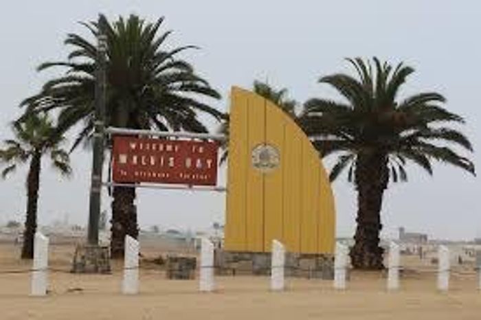 For Sale: House in Walvis Bay Central with 3 bedrooms, double garage, and flat.