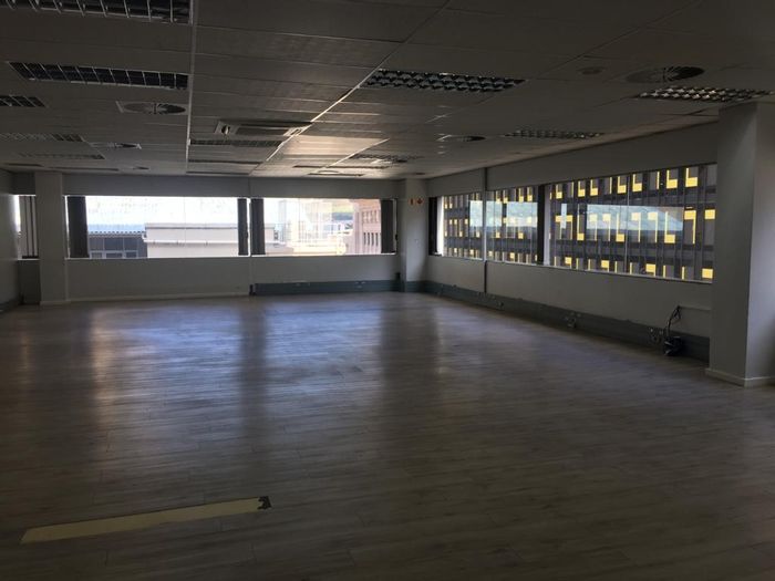 Property #2136308, Office rental monthly in Cape Town City Centre