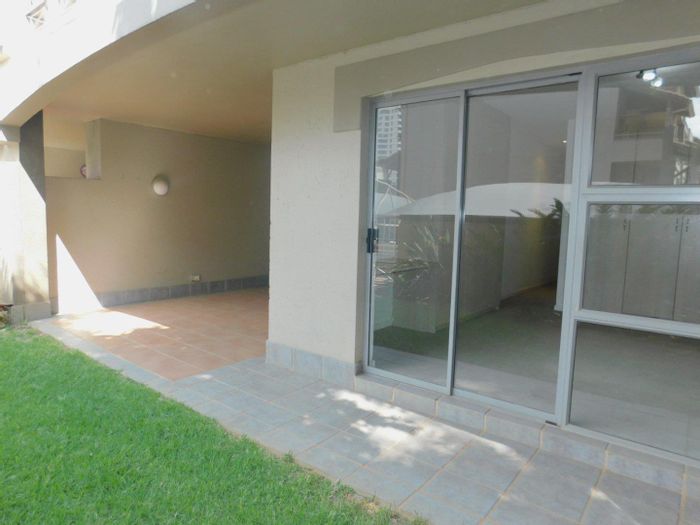 Morningside Apartment To Rent: 2 beds, gym, pool, garden, walk to work.