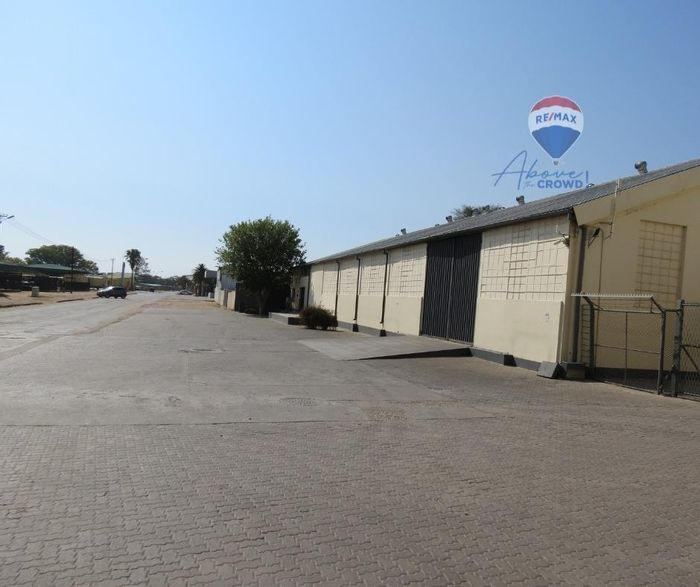 Industrial Double Warehouse for Sale in Otjiwarongo Central with ample parking.