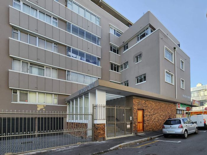 Property #2249235, Apartment for sale in Sea Point