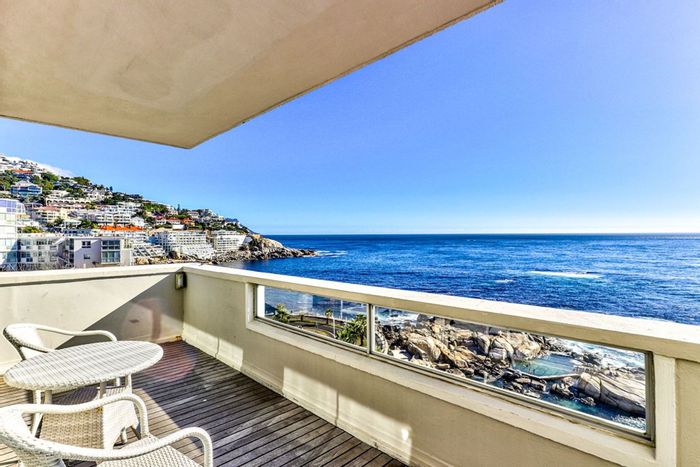 Property #1427593, Apartment rental monthly in Bantry Bay