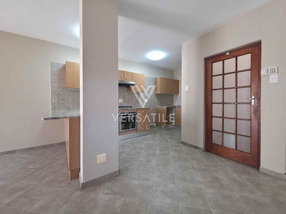 2 - Open plan Kitchen 